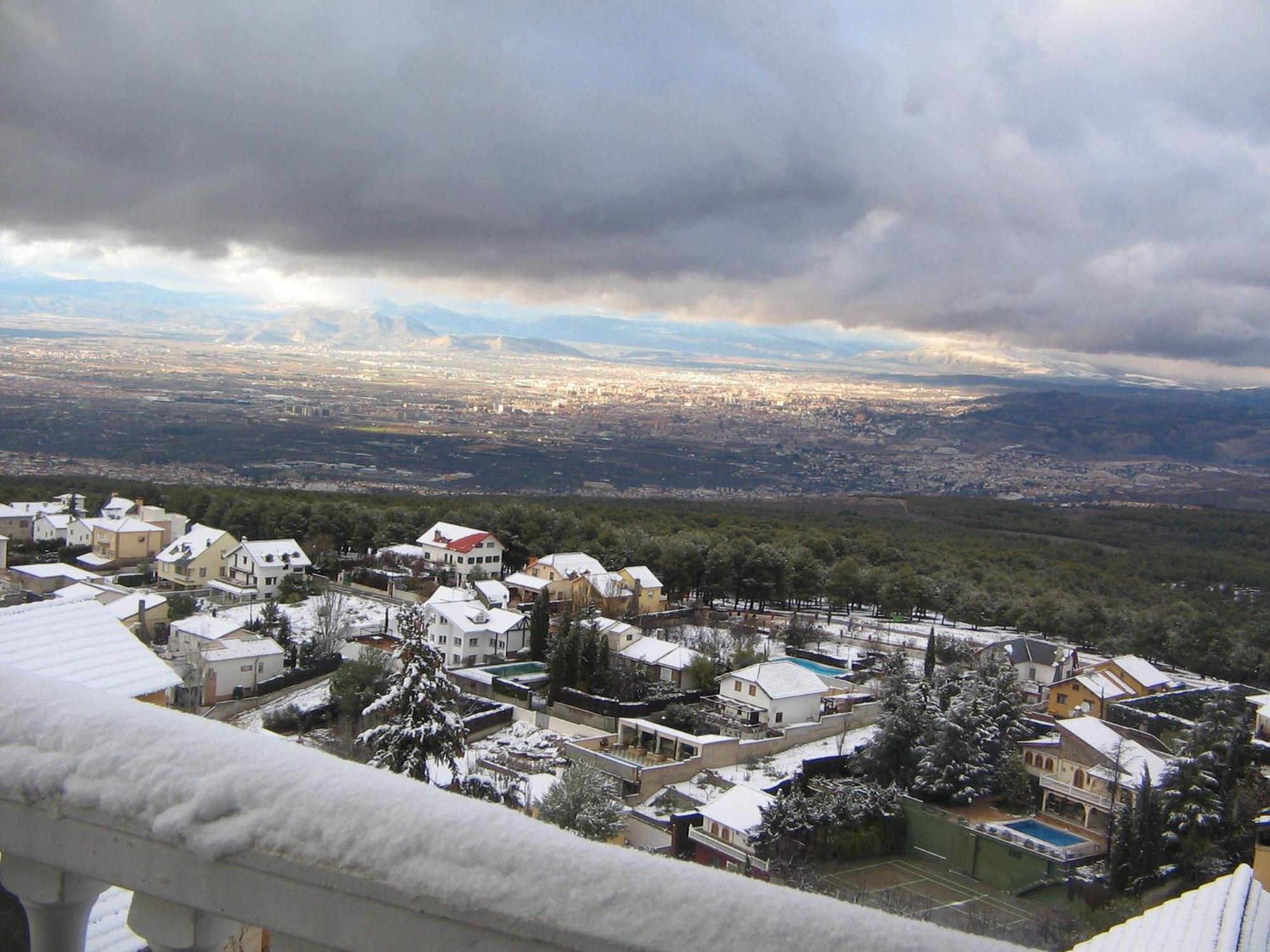 Hotel El Balcon De Las Nieves La Zubia  Dış mekan fotoğraf